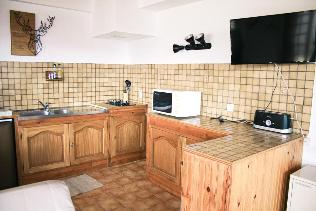 Gites Chalet Grand Cerf Montclar-Ubaye ภายนอก รูปภาพ